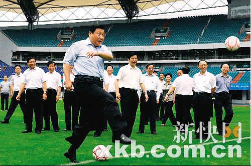 中国足球再迎变革良机 民间国家两模式双核驱
