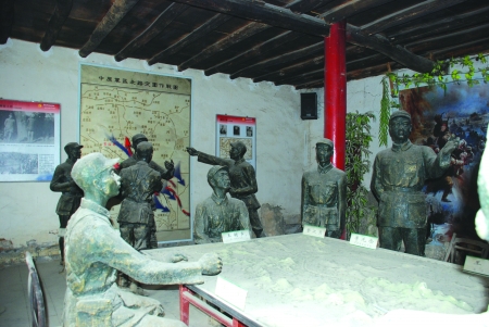 淅川荆紫关革命纪念馆中原突围展厅群雕像
