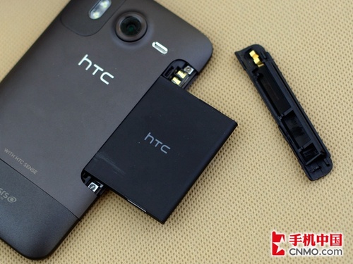 HTC Desire HD背面图片