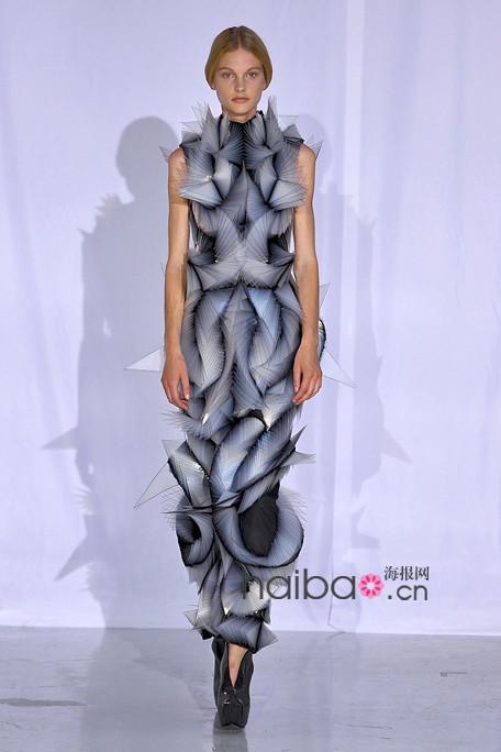 iris van herpen 2011秋冬高级定制秀,不可思议的立体感传递源于