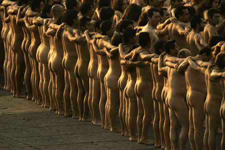 斯宾赛-图尼克的裸体作品
