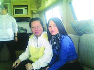 1994年,杨钰莹与比她小一岁的赖文峰"一见钟情".