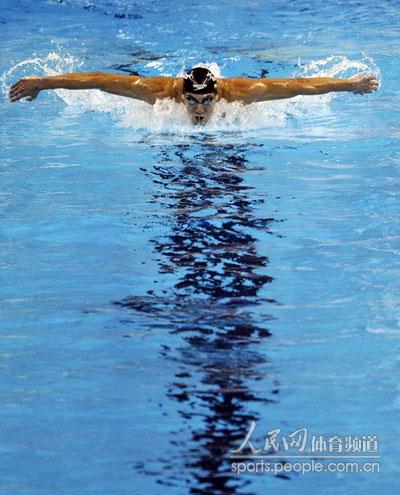[组图]世游赛-男子200米蝶泳 菲尔普斯收获首金