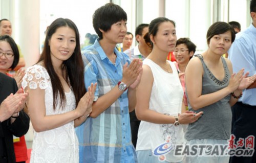 (从左至右)罗雪娟、乐靖宜、朱颖文、徐妍玮等