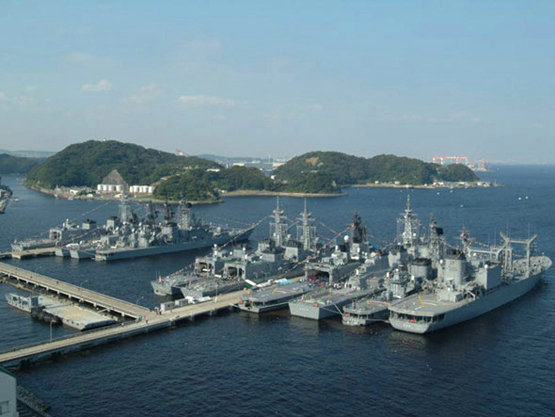 资料图:日本海上自卫队舰艇。