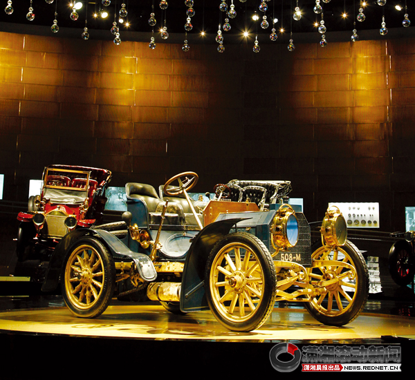 德国奔驰博物馆 偶遇世上最古老奔驰车[图]