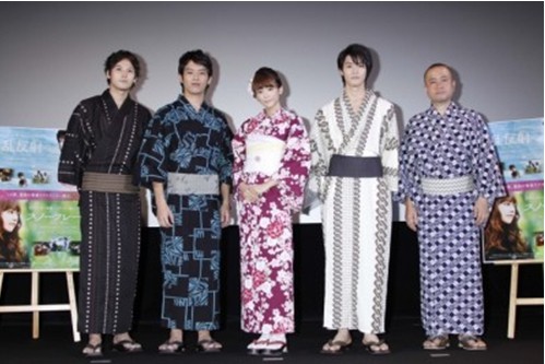 (aya/文)8月6日,电影《乱反射/雪花(8月6日公映,导演谷口正晃)在