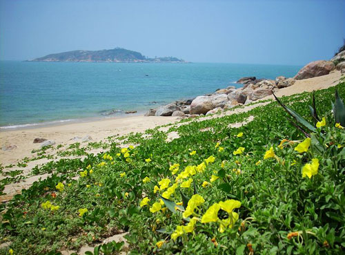 汕头南澳岛:天然优良海滨浴场-搜狐广东