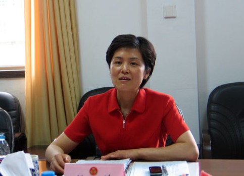 中国26省份共有28名女副省长 最年轻女副省长