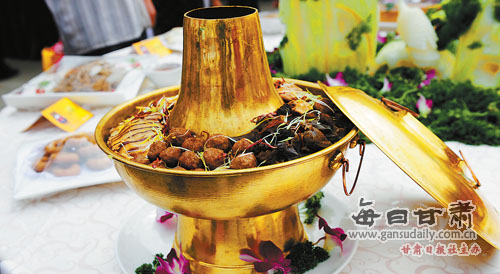 媒体滚动_搜狐资讯 旅游节期间,全省各地也都举办了美食节