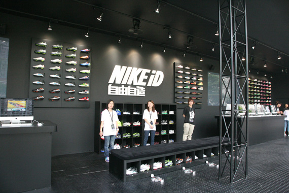 posts tagged nike sportear; 耐克的陈列图片展示; posts