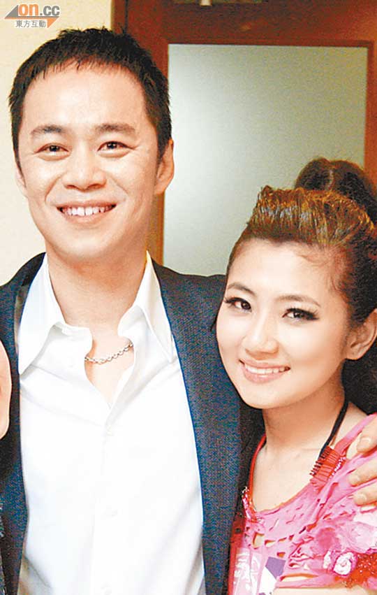 ella《老婆》贺selina 潘裕文大赞坚强