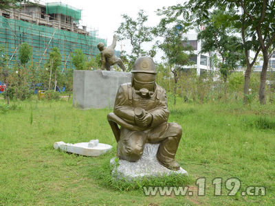 连云港:消防公园、消防艺术团给力大宣传(组