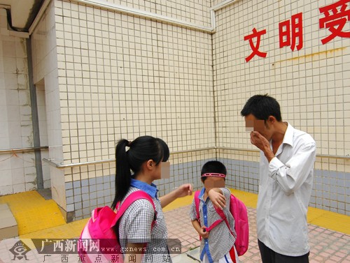 南宁警方解救11名贵州籍乞讨儿童 孩子已移交