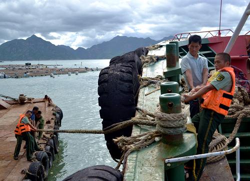 "南玛都"向台湾沿海靠近 福建沿海严阵以待