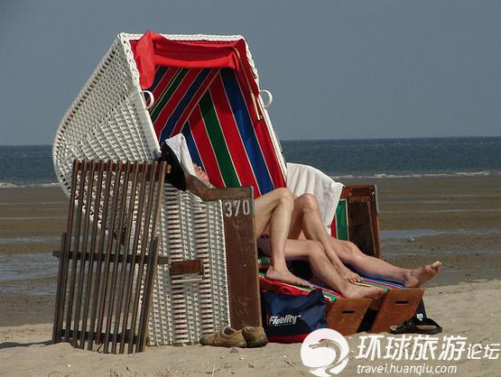 环游世界:波罗的海 裸泳古怪沙滩椅齐上阵(组图