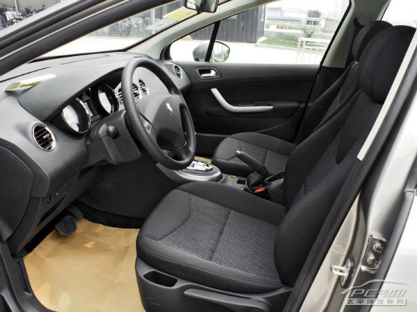 福瑞迪的相同,最高功率达到了90.4kw/6300rpm,而最大扭矩则高清图片