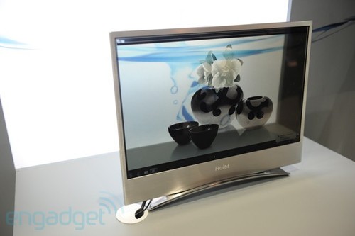 海尔展示透明OLED屏幕电视机