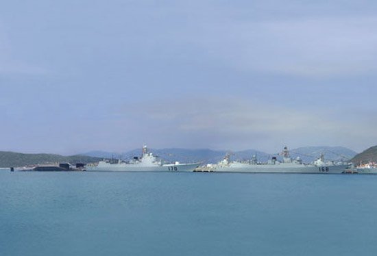 资料图:网上流传的南海舰队三亚基地照片