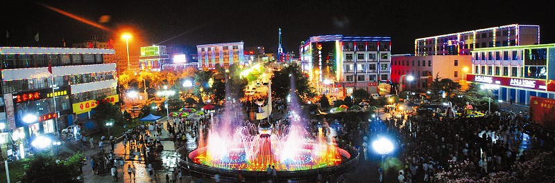 图为汾西县城夜景; 汾西县; 北京圆明园遗址公园迷宫吸引游客(图)