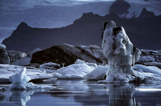 融化：半融半冻的冰川可形成一种梦幻般效果