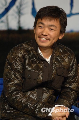 王宝强:不把孩子放农村不管 要给他最好教育