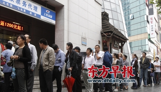 9月30日上海发车多个方向长途火车票售罄