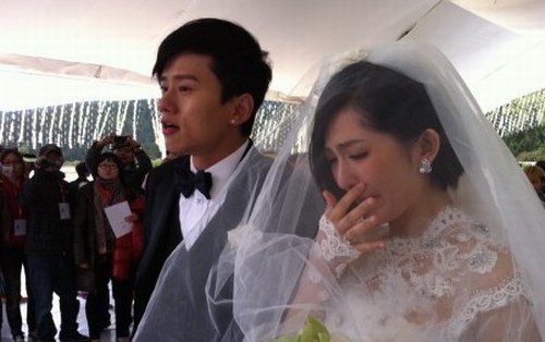 谢娜张杰完婚新娘:一直等他赚够20万来娶我