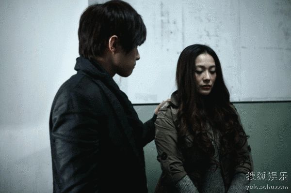 惊悚电影《午夜微博》由唐禹哲,邓紫衣主演