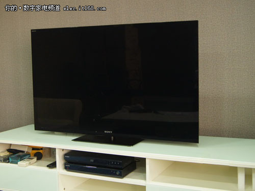 55寸3d液晶电视索尼55hx820售14250元