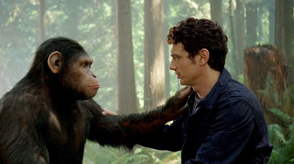 《猩球崛起》中的付兰兰与猩猩的感情戏