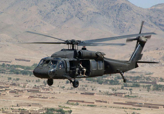 资料图：美国军队列装的黑鹰直升机。