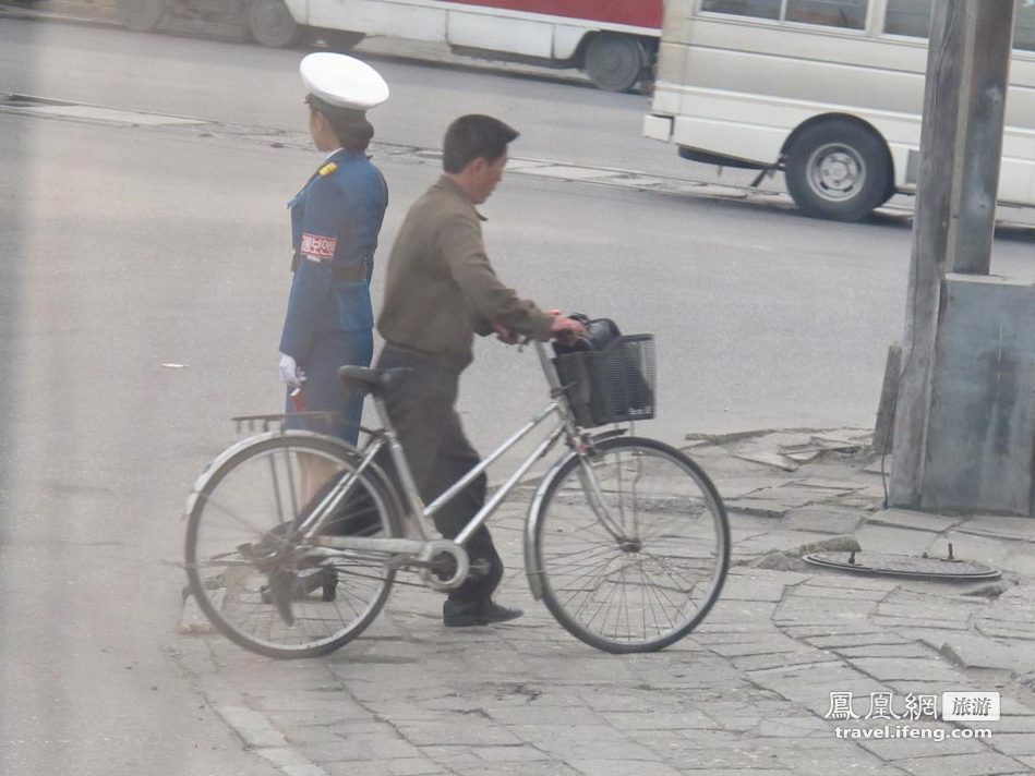 详解朝鲜v禁忌禁忌及组图游戏只拍女交警(道具)MD双人拍照通关有掉很多攻略图片