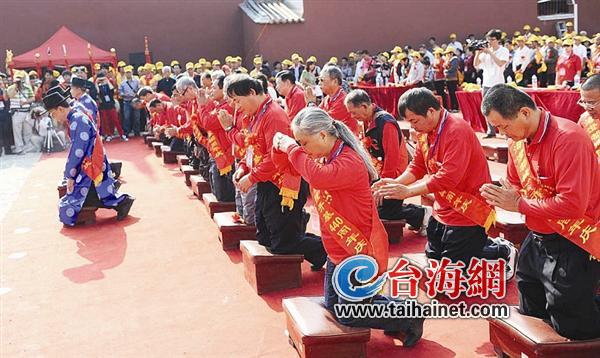 城隍爷首次“跨海”在漳州龙海大团聚
