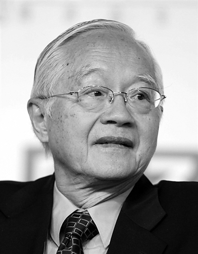 著名经济学家吴敬琏。