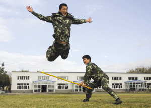 校场如画兵如虎(组图)