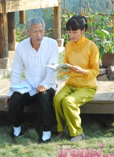 不知道剧中多场与婴儿的对手戏,是否有激发叶璇想要尽快结婚生子的图片