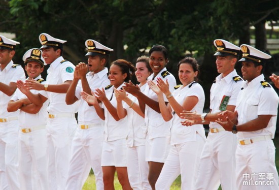 中国古巴海军开展丰富多彩的文化交流活动(1)