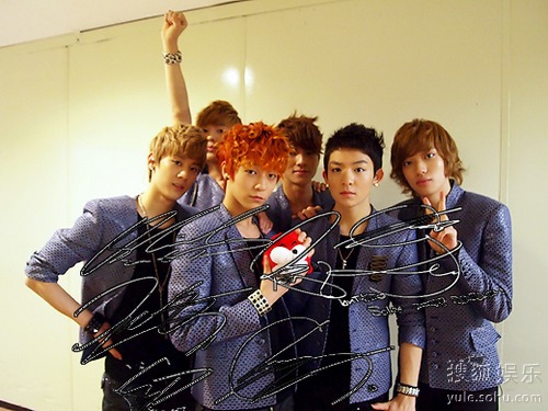 TEEN TOP