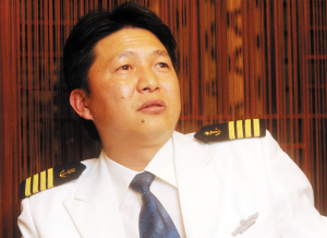 沈权  