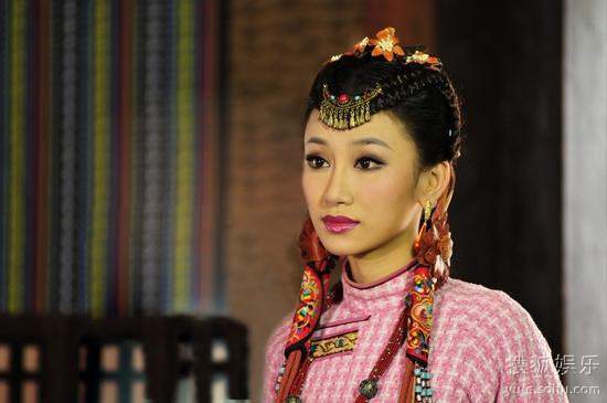 朱子岩《花木兰传奇》剧照搜狐娱乐讯 大型古装剧《花木兰传奇》已经