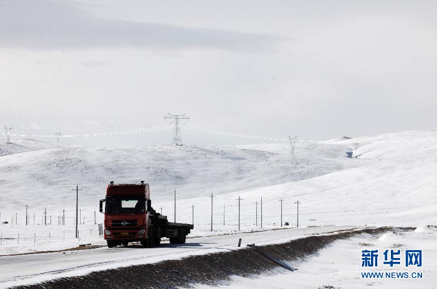 藏北那曲降雪 青藏公路结冰_新闻图站