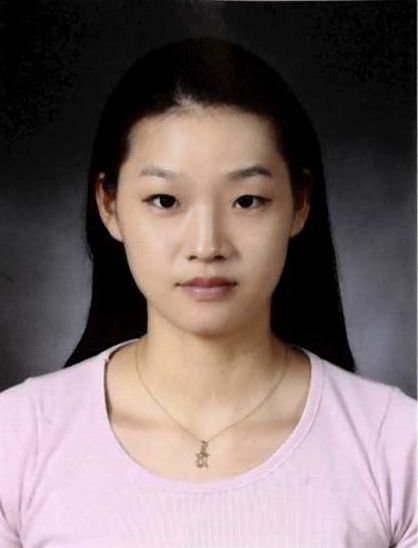 组图:韩国女排大头照 金延璟清秀老将耳钉闪亮