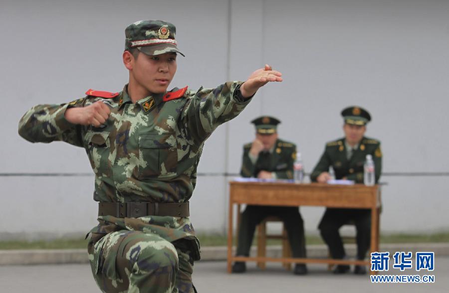 浙江武警考核选拔士官(组图)