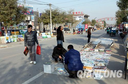 宋庄艺术工厂路:艺术在此蔓延(图)