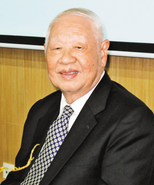洛夫叶落归根选择定居深圳(图)