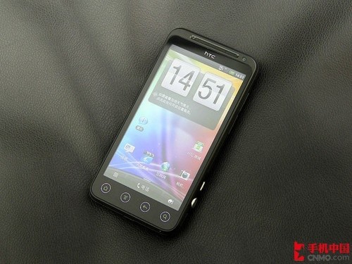 25日:HTC夺目3D上市 MOTO RAZR降价