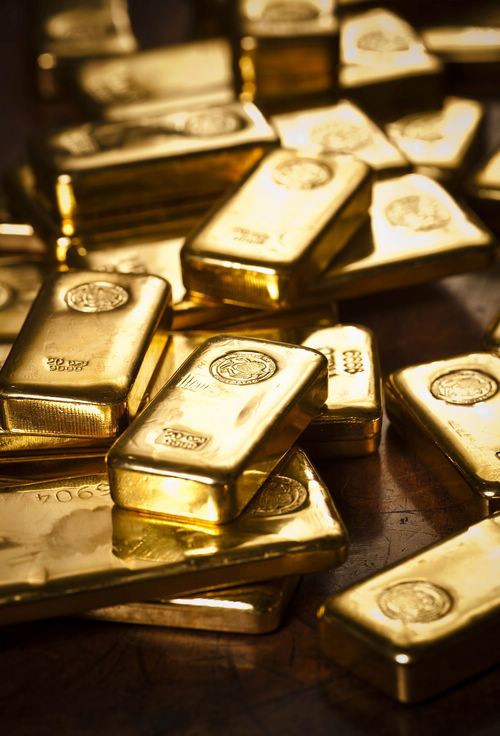 金价突破1900美元 多国央行扩大黄金储备