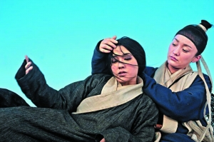 周迅和范晓萱在《龙门飞甲》中有暧昧戏