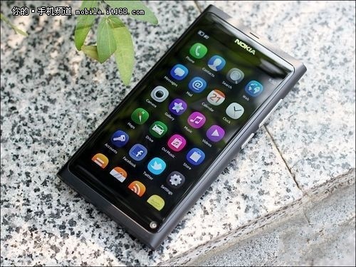 [重庆]首款米狗手机 诺基亚N9售价3750